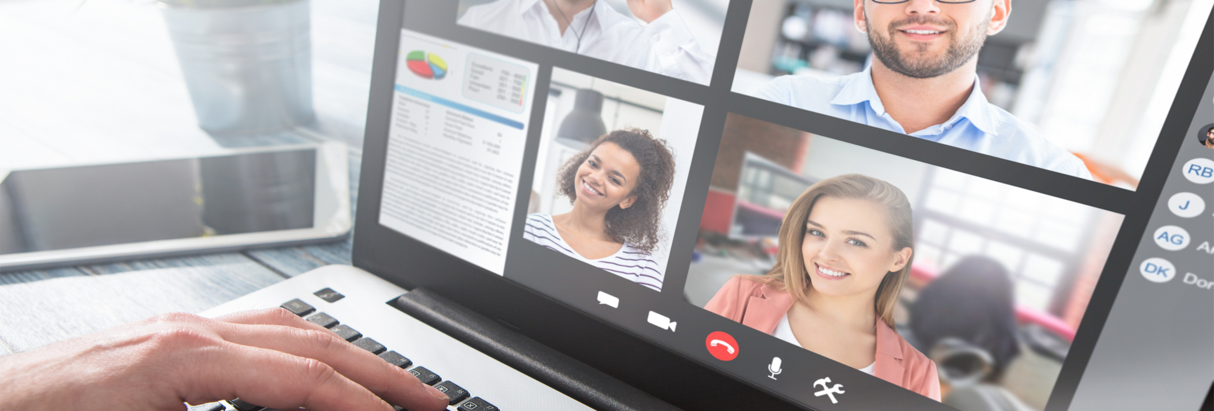 Videokonzferenz_2360x800px Mitarbeiter nehmen an einer Videokonzferenz teil