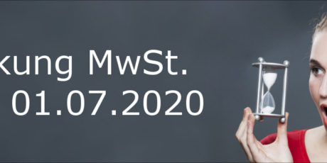 Senkung der Mehrwertsteuer um 01.07.2020 - Frau mit Sanduhr